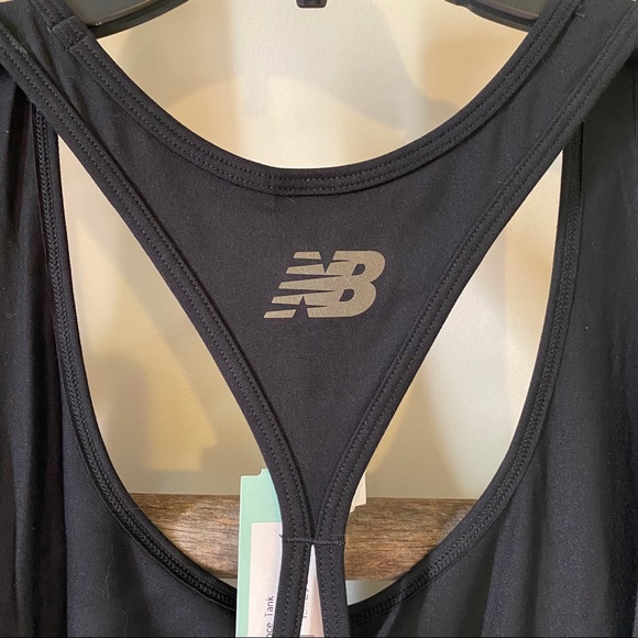 Transform Performance Tank - Picture 5 of 6